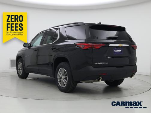 Black 2023 Chevrolet Traverse LT Cloth