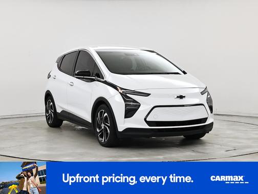 White 2023 Chevrolet Bolt EV 2LT