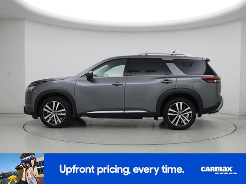 Gray 2023 Nissan Pathfinder Platinum