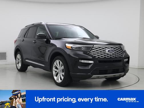 Black 2023 Ford Explorer Platinum