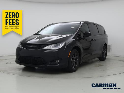 Black 2018 Chrysler Pacifica Touring Plus