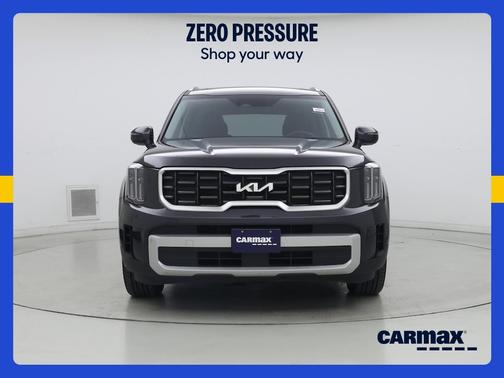 Gray 2025 Kia Telluride S