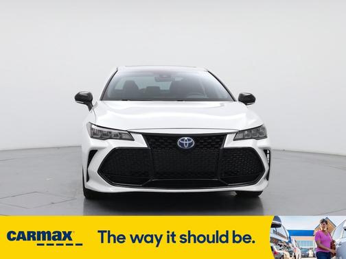2020 Toyota Avalon Hybrid XSE