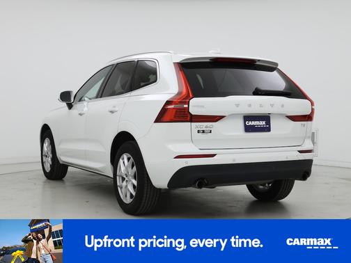 2020 Volvo XC60 T5 Momentum