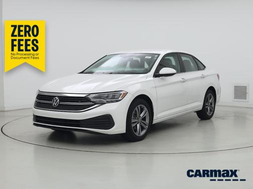 White 2024 Volkswagen Jetta SE