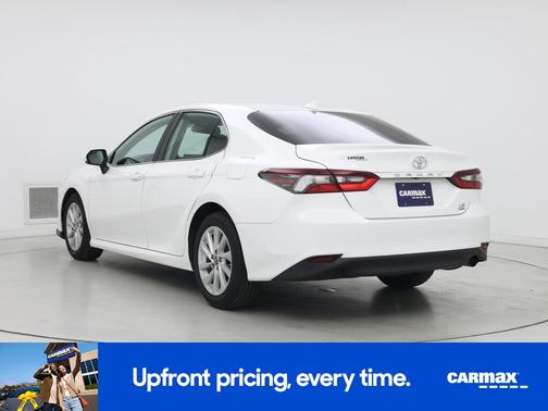 White 2022 Toyota Camry LE