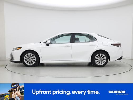 White 2022 Toyota Camry LE