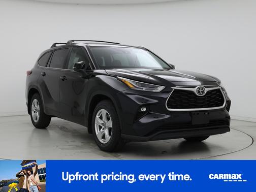 Black 2023 Toyota Highlander LE