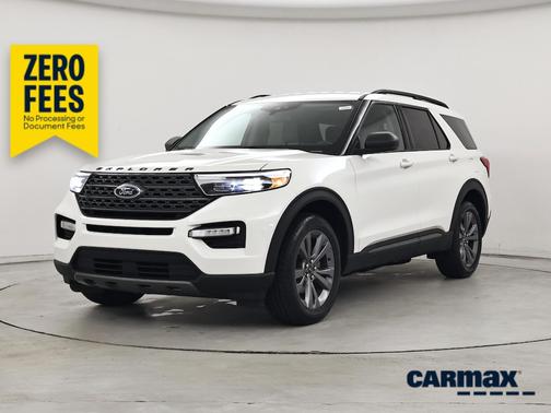 White 2021 Ford Explorer XLT