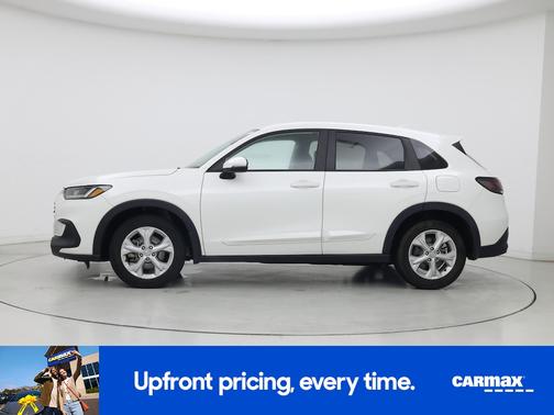 White 2023 Honda HR-V LX
