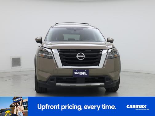 Tan 2024 Nissan Pathfinder Platinum