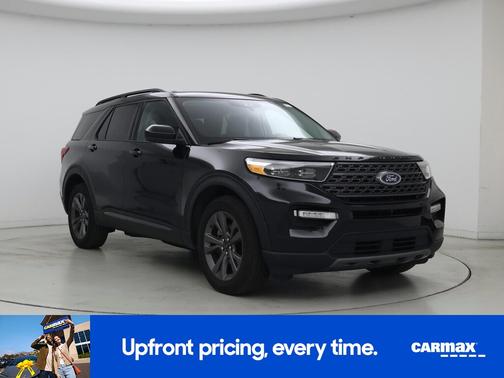 Black 2023 Ford Explorer XLT