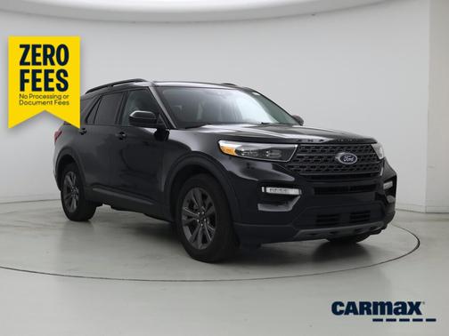 Black 2023 Ford Explorer XLT