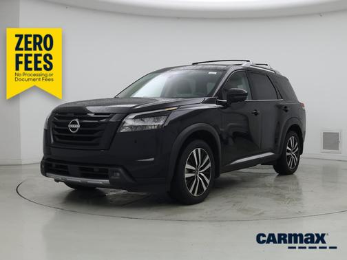 Black 2025 Nissan Pathfinder Platinum