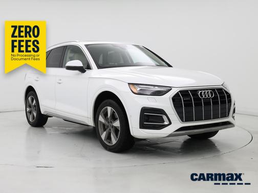 White 2023 Audi Q5 Prestige
