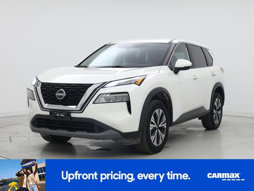 White 2022 Nissan Rogue SV