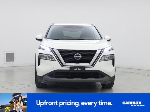 White 2022 Nissan Rogue SV