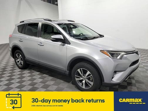 Photo 1 of 26 of 2018 Toyota RAV4 XLE