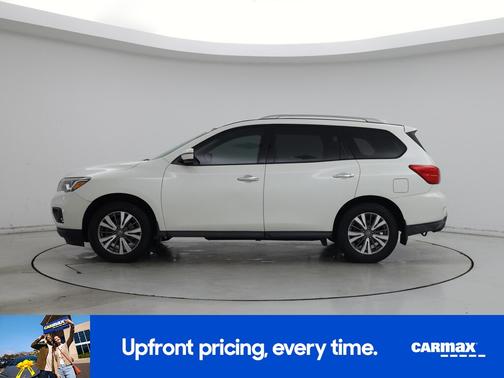 2019 Nissan Pathfinder SV