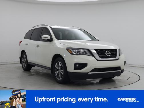 2019 Nissan Pathfinder SV