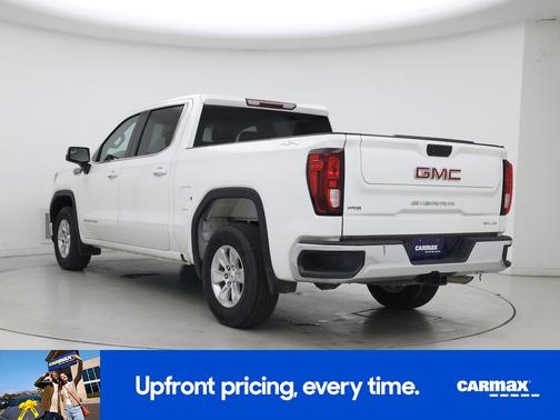 White 2023 GMC Sierra 1500 SLE