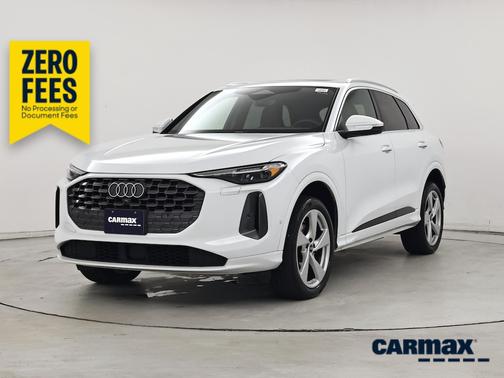 White 2025 Audi Q5 Premium Plus
