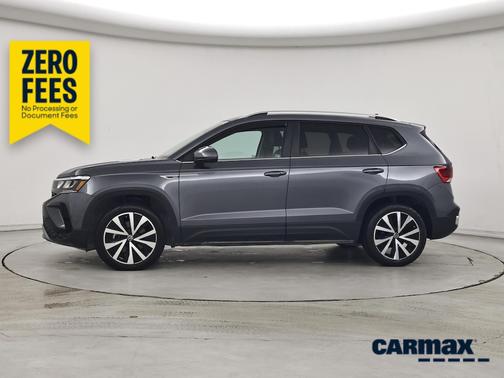 Gray 2023 Volkswagen Taos SE