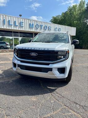 Space Silver Metallic 2026 Ford Expedition Platinum