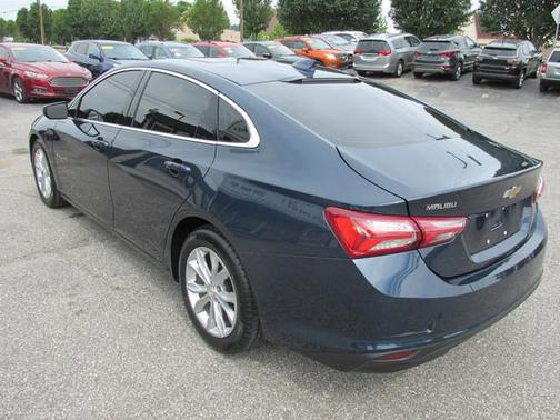Northsky Blue Metallic 2021 Chevrolet Malibu FWD LT