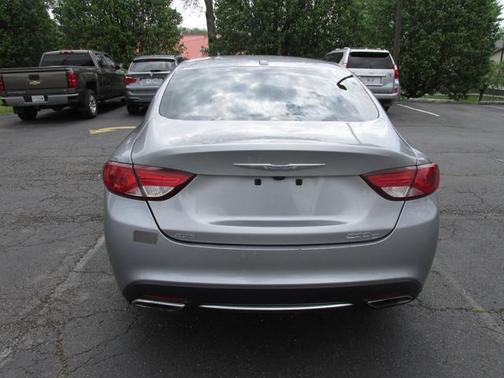2015 Chrysler 200 C