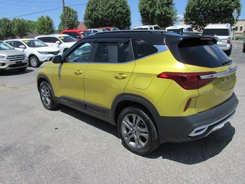 2021 Kia Seltos S