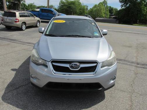 Ice Silver Metallic 2014 Subaru XV Crosstrek 2.0i Limited