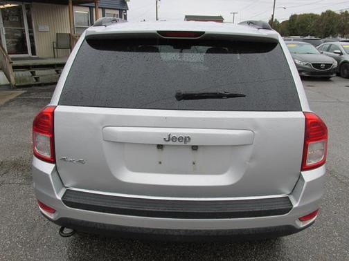 2011 Jeep Compass Sport