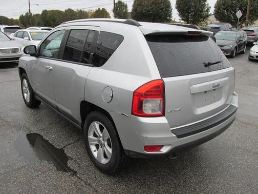 2011 Jeep Compass Sport