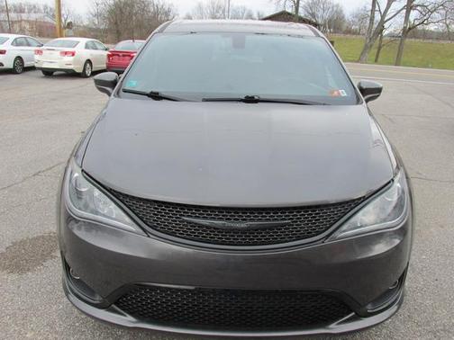 2019 Chrysler Pacifica Touring Plus