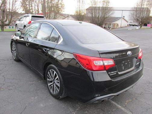 2019 Subaru Legacy Base
