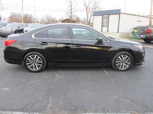 2019 Subaru Legacy Base