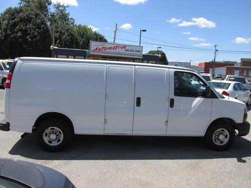 2019 Chevrolet Express 2500 Work Van