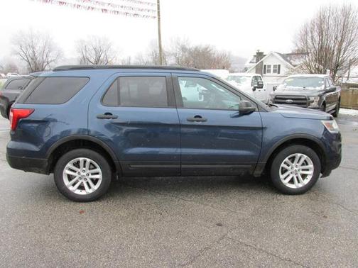 2016 Ford Explorer Base