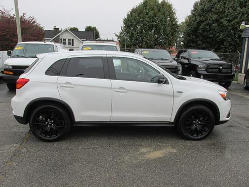 2019 Mitsubishi Outlander Sport 2.0 LE