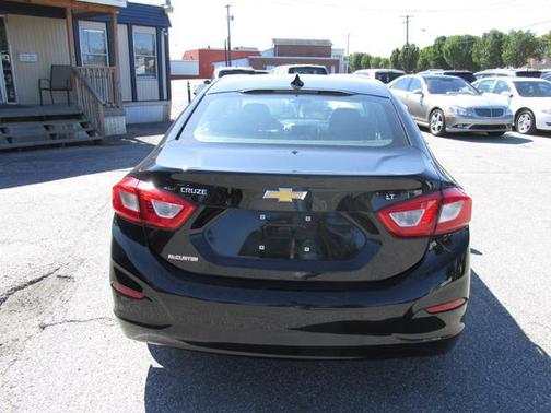 2018 Chevrolet Cruze LT