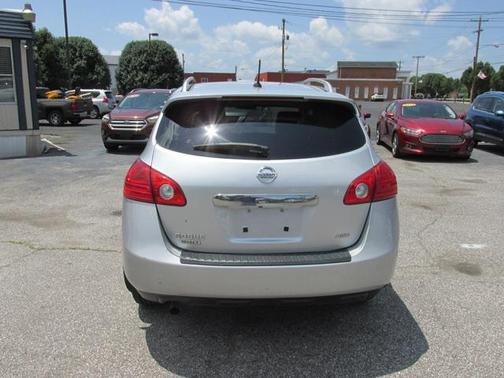 Brilliant Silver 2015 Nissan Rogue Select S