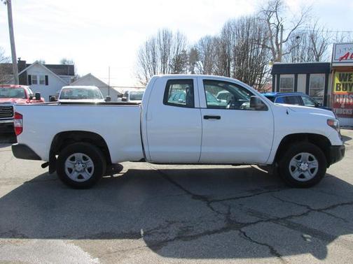 2018 Toyota Tundra SR