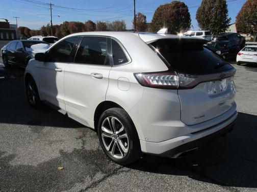 2016 Ford Edge Sport