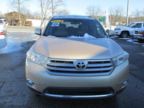 2013 Toyota Highlander SE
