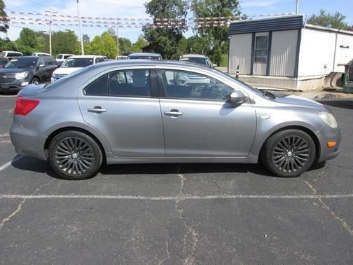 2012 Suzuki Kizashi SE