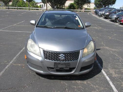 2012 Suzuki Kizashi SE