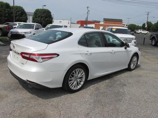 2018 Toyota Camry XLE