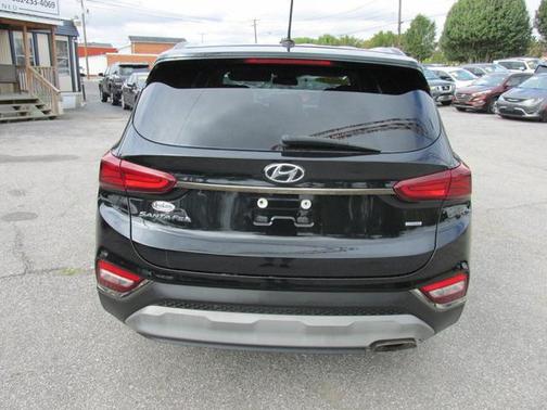 2019 Hyundai SANTA FE SE 2.4