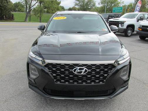 2019 Hyundai SANTA FE SE 2.4